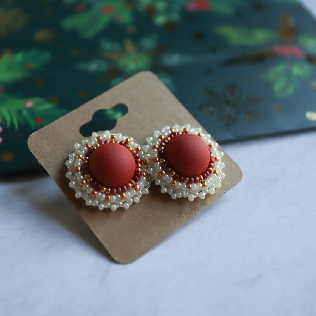 Red Golden Studs